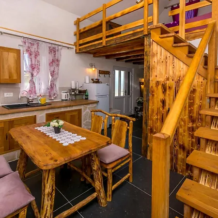 Apartment House Moj Mir